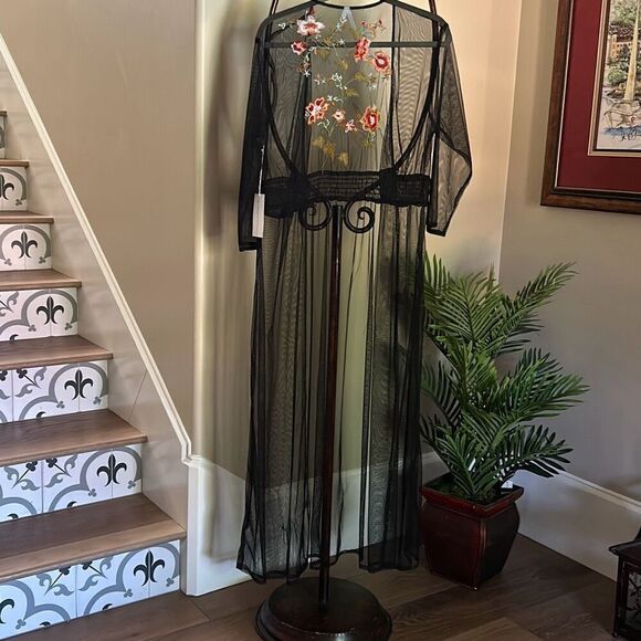 LIVE 4 TRUTH Black Sheer Cardigan - Picture 3 of 6